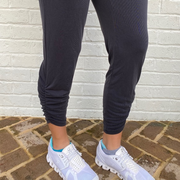 Express joggers crop ruched black XS - Picture 5 of 12